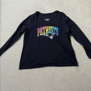 New England Patriots Black Long Sleeve Shirt. V neck